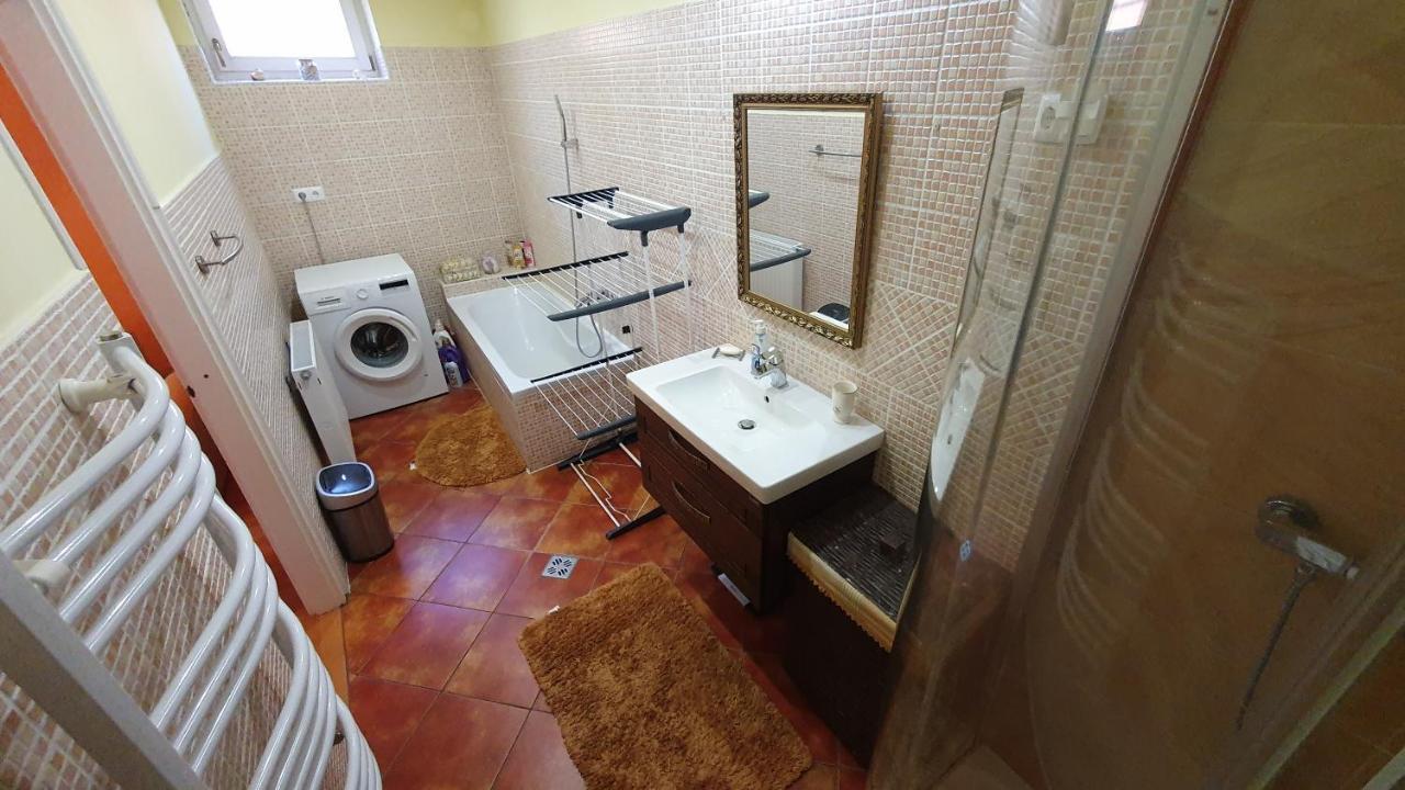 Casa Tajola Appartamento Kecskemét Esterno foto