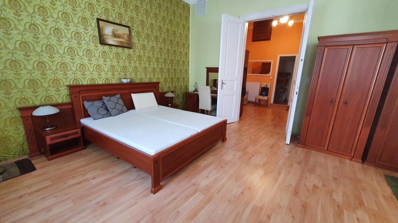 Casa Tajola Appartamento Kecskemét Esterno foto